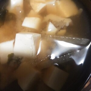 豆腐とわかめと野菜の具沢山☆お味噌汁